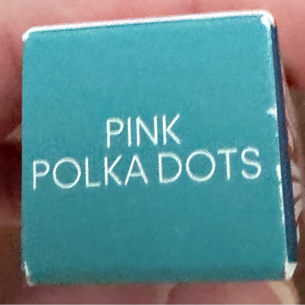 MAC x Disney Minnie & Daisy “Polka Dot”Lipgloss - Picture 3 of 7